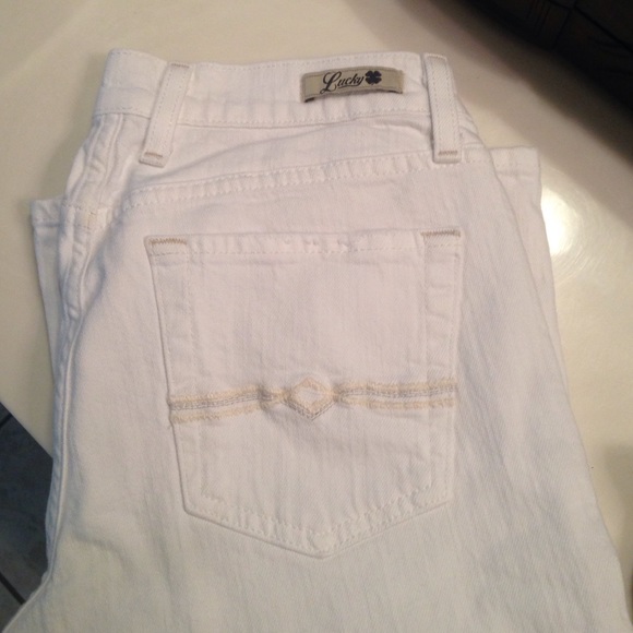 White Lucky Brands Jeans!