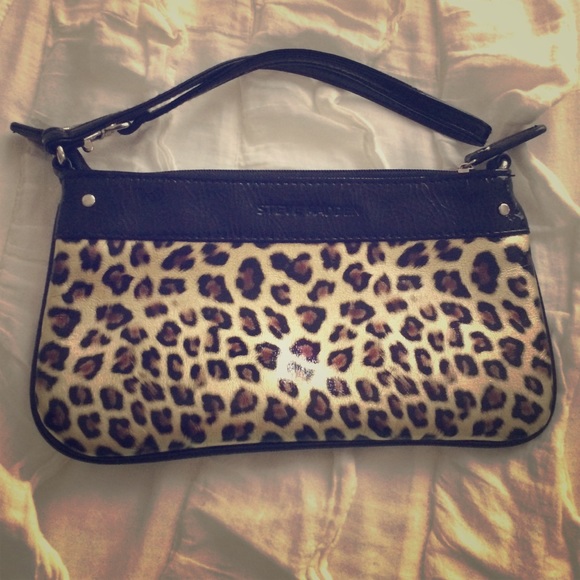 Steve Madden wristlet