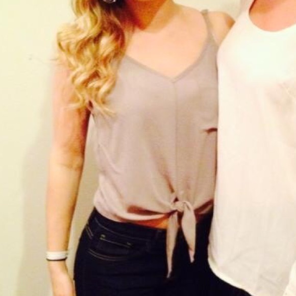 BKE tan crop top