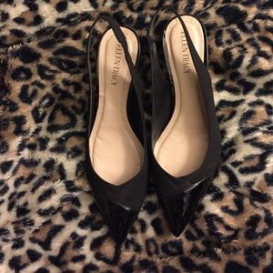 Black back strap small hell pumps