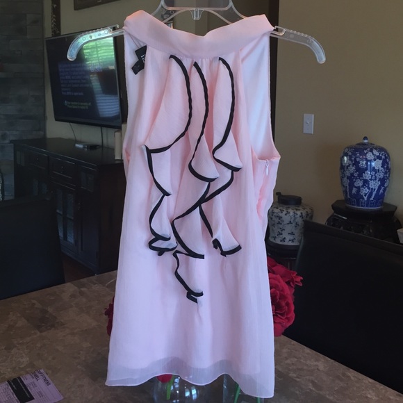 Powder pink sleeveless top