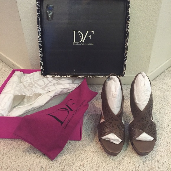 Diane Von Furstenberg Iris shoe