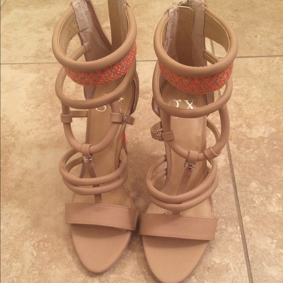 tan and orange sandal heel