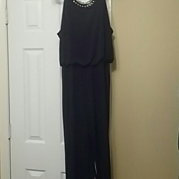 Black Jumper very sexy attire for any occasion - Picture 1 of 2