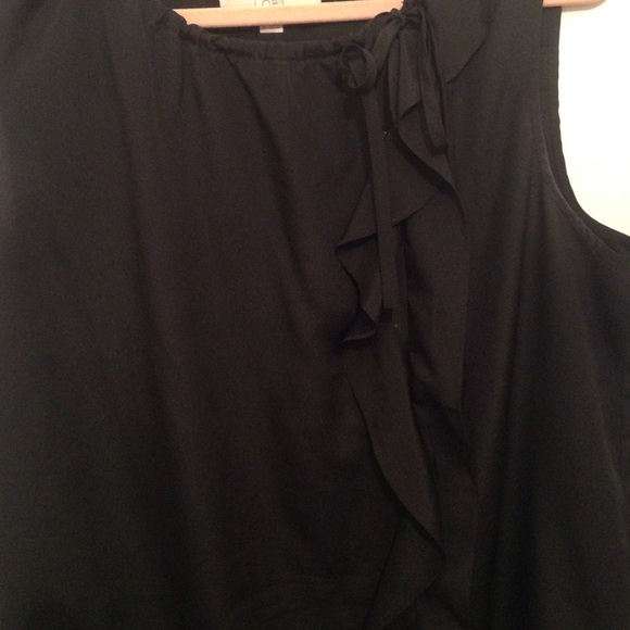 Loft black top with ruffle - Picture 2 of 3