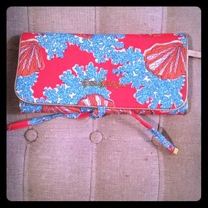 Lily Pulitzer Tie Clutch. NWT