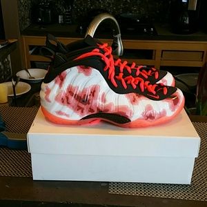 Nike Air Foamposite One "Thermal Map"