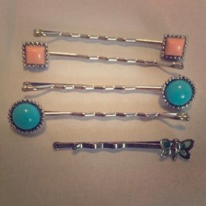 Decorative bobby pin bundle