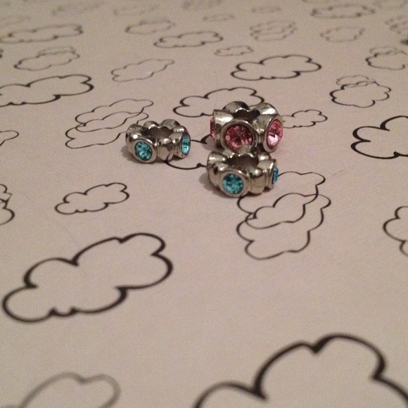 Blue and pink spacers