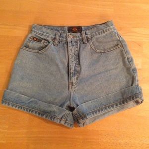 Super Cute High Wasted Shorts!!