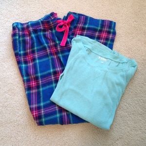 Cute Old Navy pajama set!