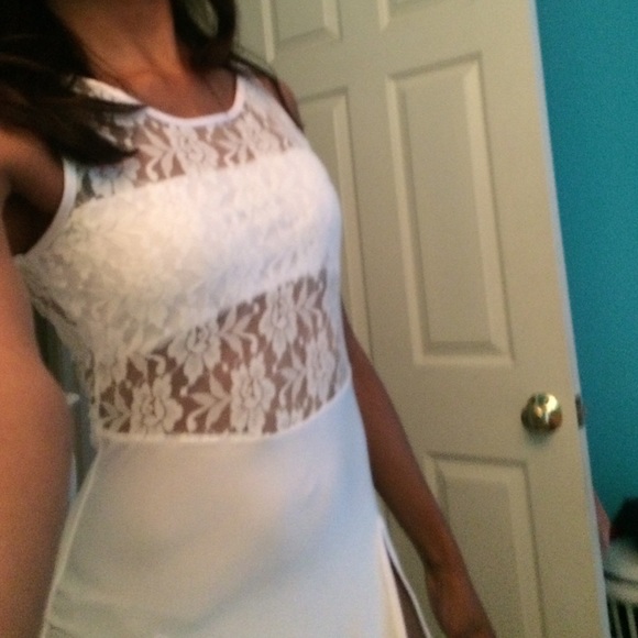 Dress - Picture 3 of 4