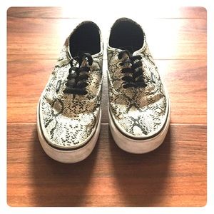 Vans: Black and White Animal Print