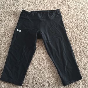 Under armour crops