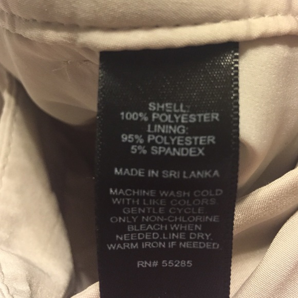 Express Shorts - Picture 4 of 4