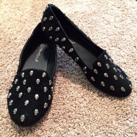 Black Skull loafers