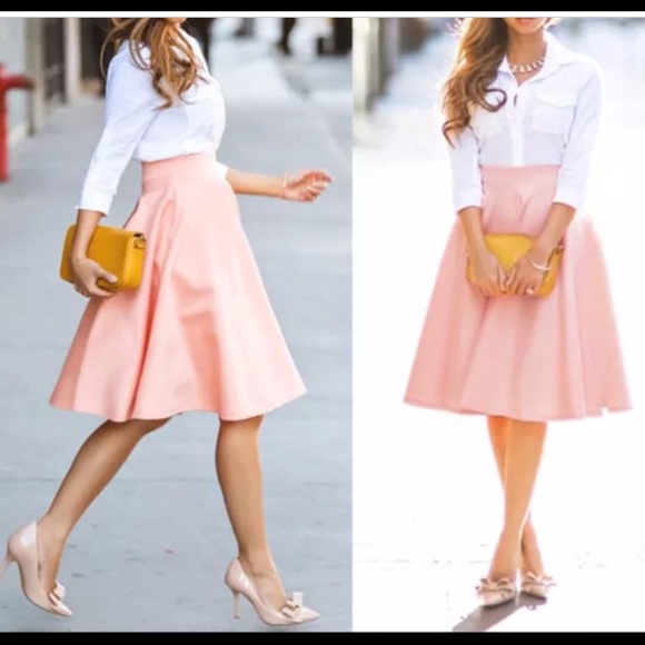 High  Waisted Pink Skirt - Sz L