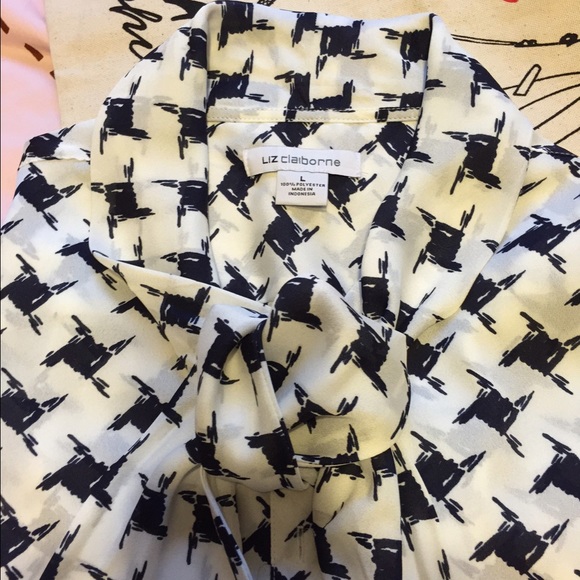 🚫SOLD🚫 sheer white & black shirt with neck tie - Picture 3 of 4