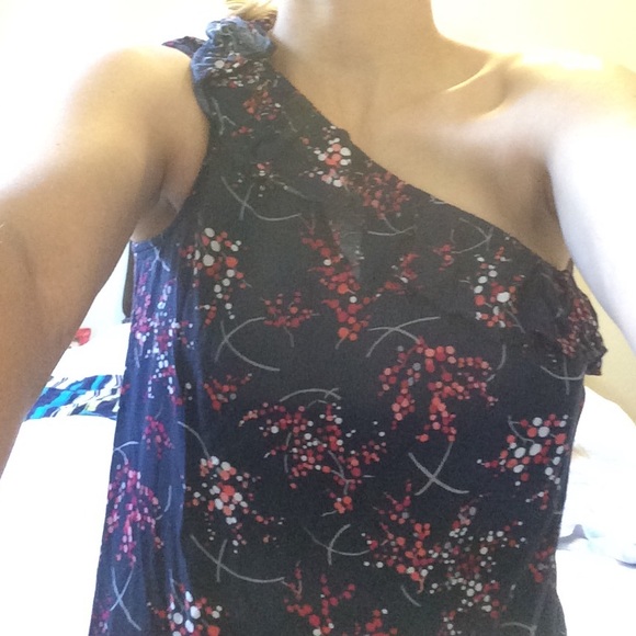 Over the shoulder polka dot top - Picture 1 of 1