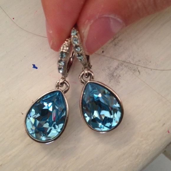 Beautiful earrings with blue stone