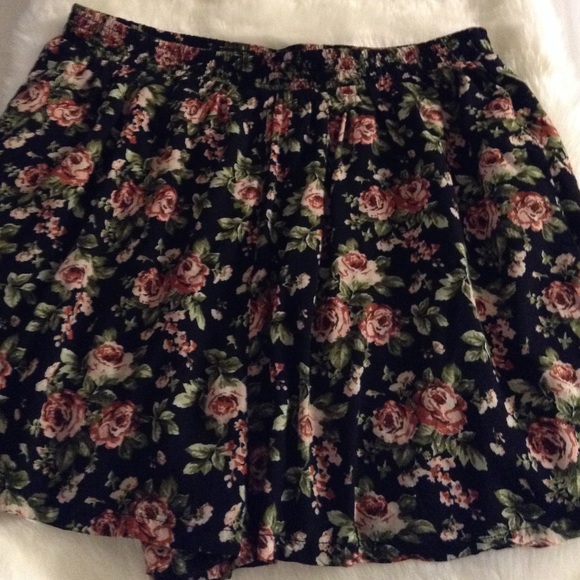 Forever 21 Pants - Forever 21 Shorts