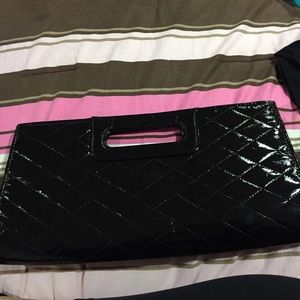 Black clutch