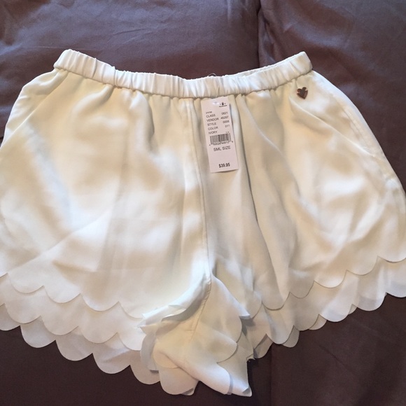Ivory pac sun shorts