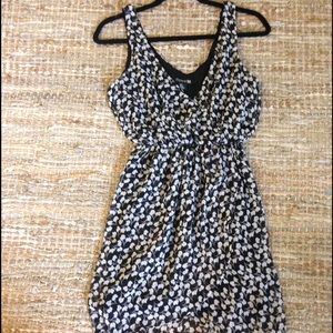 Cute black and white flowy dress