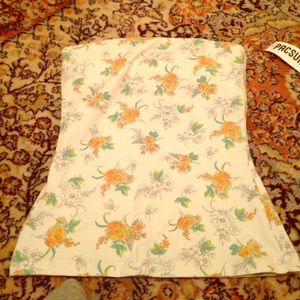 Pacsun strapless shirt is brand new condition.