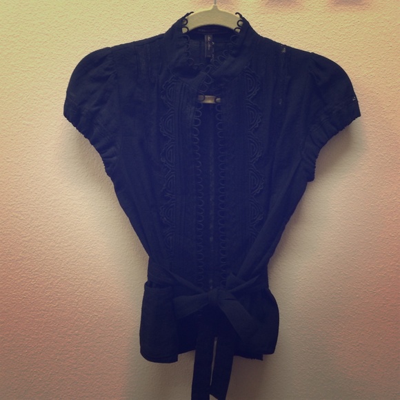 Short sleeve shirt