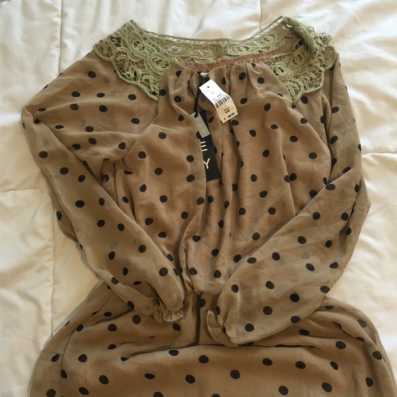 LF Dress - Picture 2 of 3