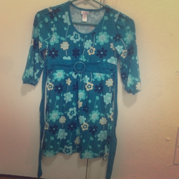 Dresses & Skirts - Flower dress