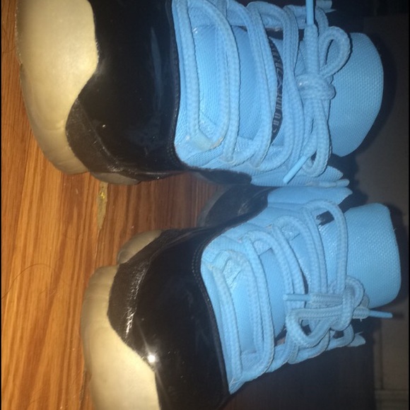 Jordan 11 custom - Picture 4 of 4