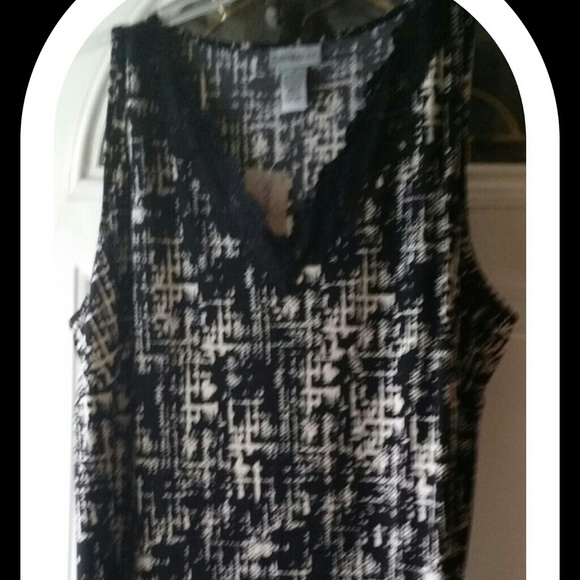 PRICE ✂🎉HOST PICK 🎉NWT🆕..BLACK & WHITE TANK TOP - Picture 1 of 4