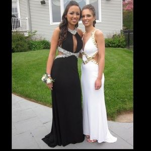 BEAUTIFUL BLACK PROM DRESS