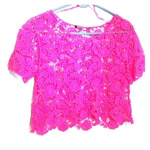 🌺Cutout floral pink top🌺