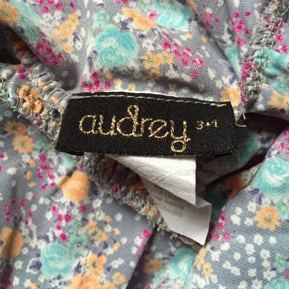 Audrey 3 + 1 floral romper - Picture 2 of 2