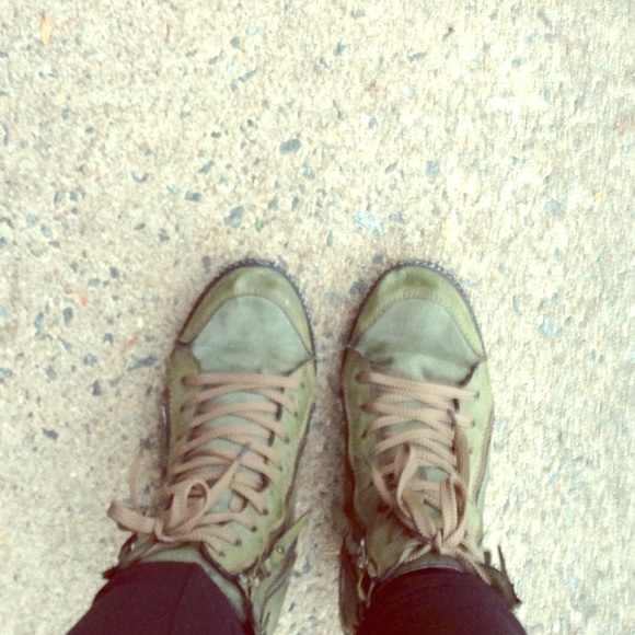 Green wedge boots