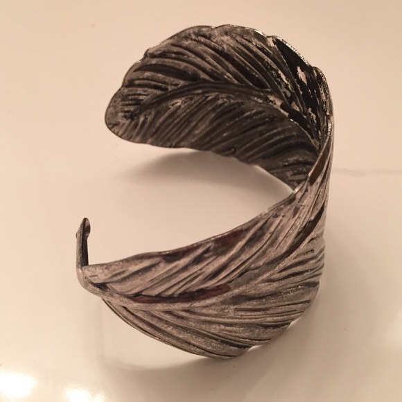 Bracelet - Picture 2 of 4