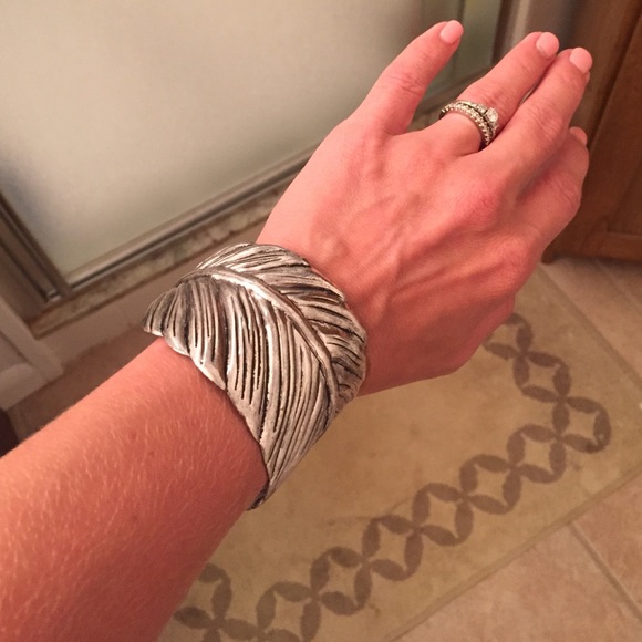 Bracelet - Picture 3 of 4