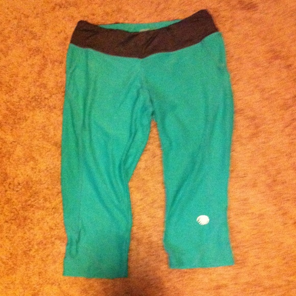 Workout capris