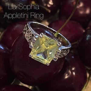 The Lia Sophia Appletini Ring! Rare/Discontinued!