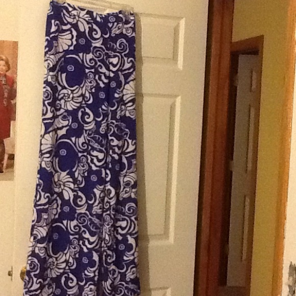 Lilly pulitzer blue patterned pants