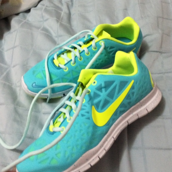 Nike running. FINAL PRICE