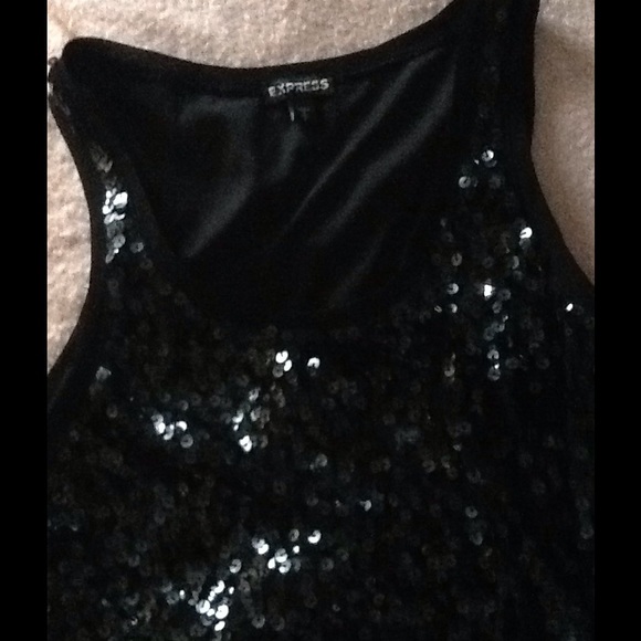💕EXPRESS 100% Covered in Sequins Top💕 - Picture 4 of 4