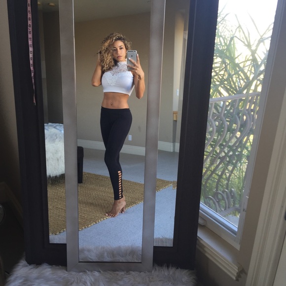 Black Tights - Picture 2 of 3