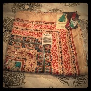 Lucky Brand Scarf / RESERVED