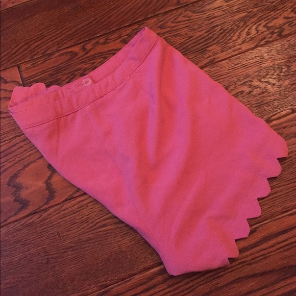 Pink shorts - Picture 2 of 4
