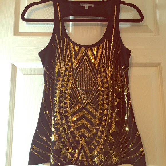 Sequined party top 🎊