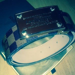 Louis Vuitton belt men's